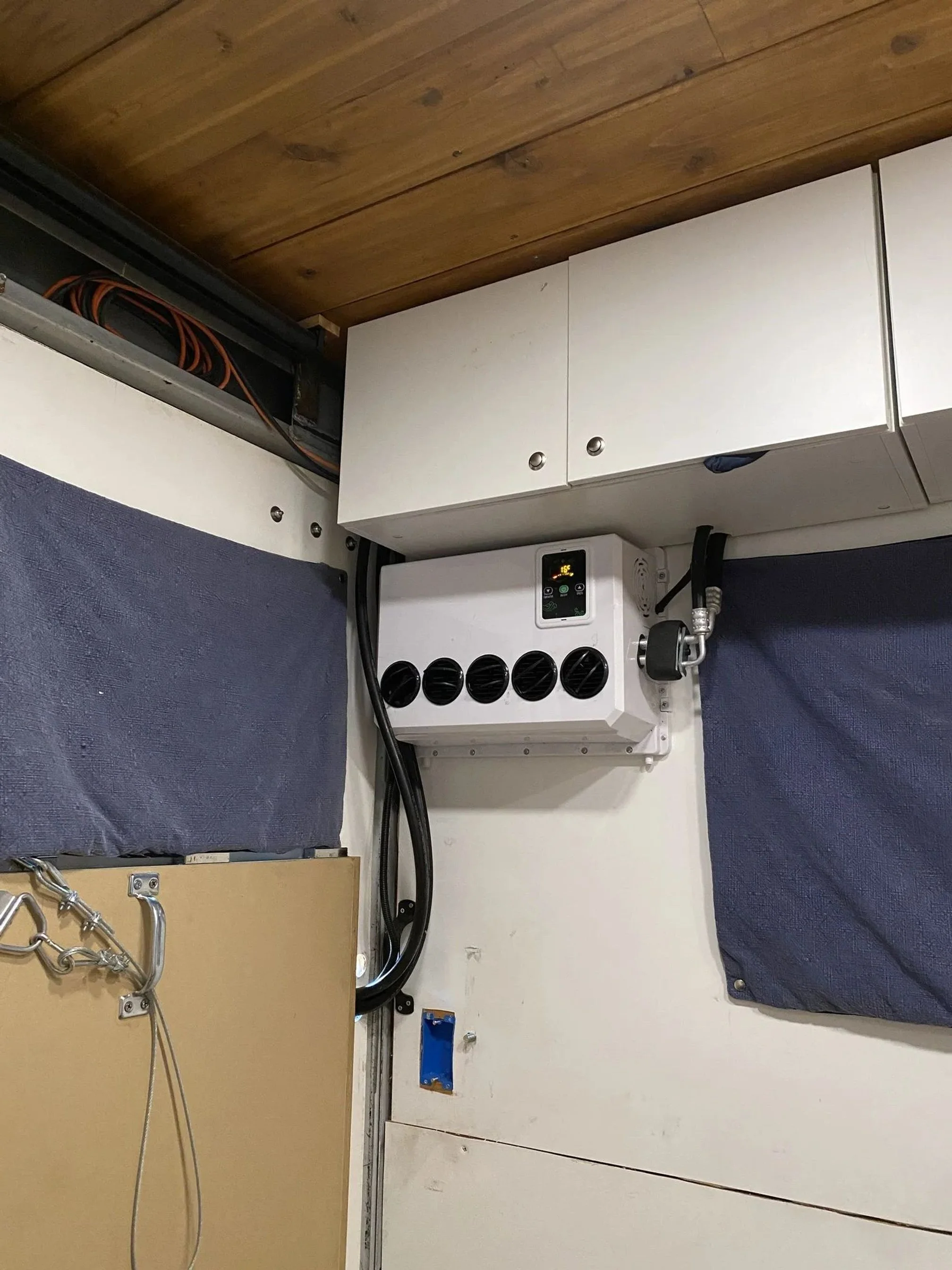 Working air conditioning
