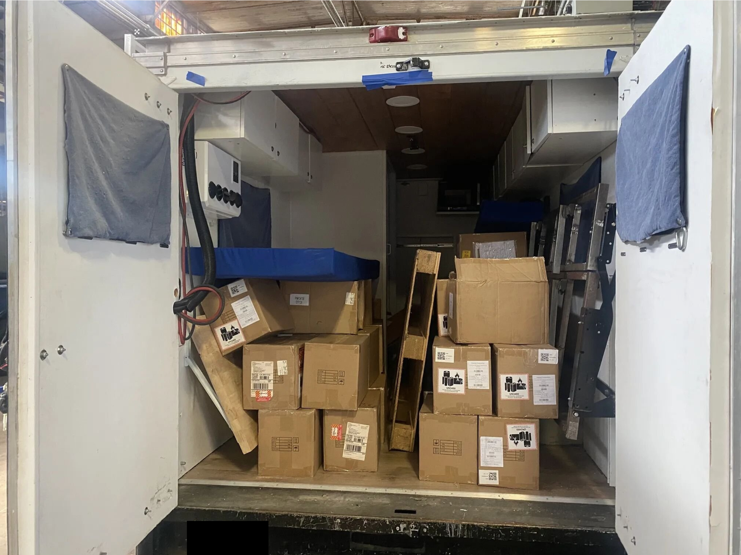 Cargo-mode full of cargo (batteries for another project)